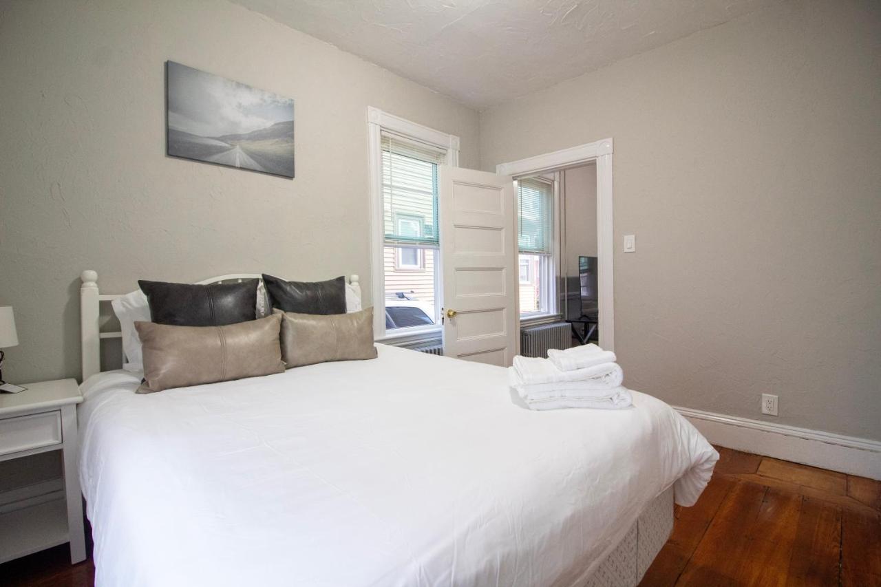 2 Bedroom Condo Close To Boston And Cambridge With Free Parkings Екстериор снимка